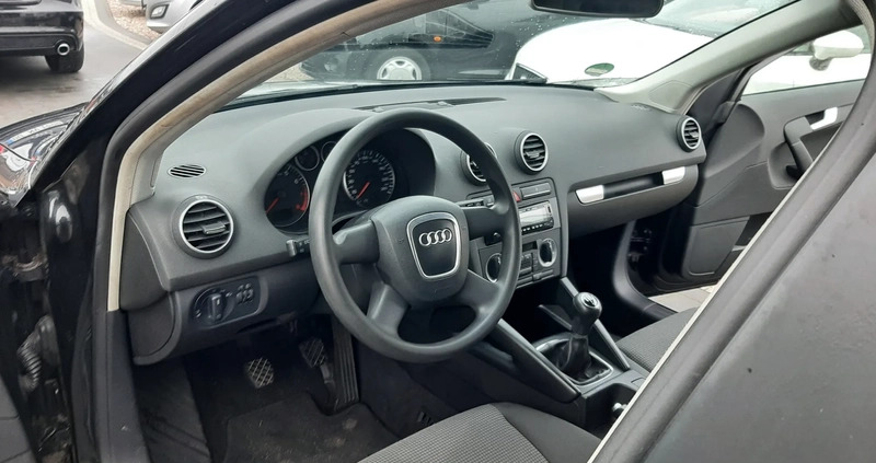 Audi A3 cena 15600 przebieg: 220000, rok produkcji 2005 z Raszków małe 121